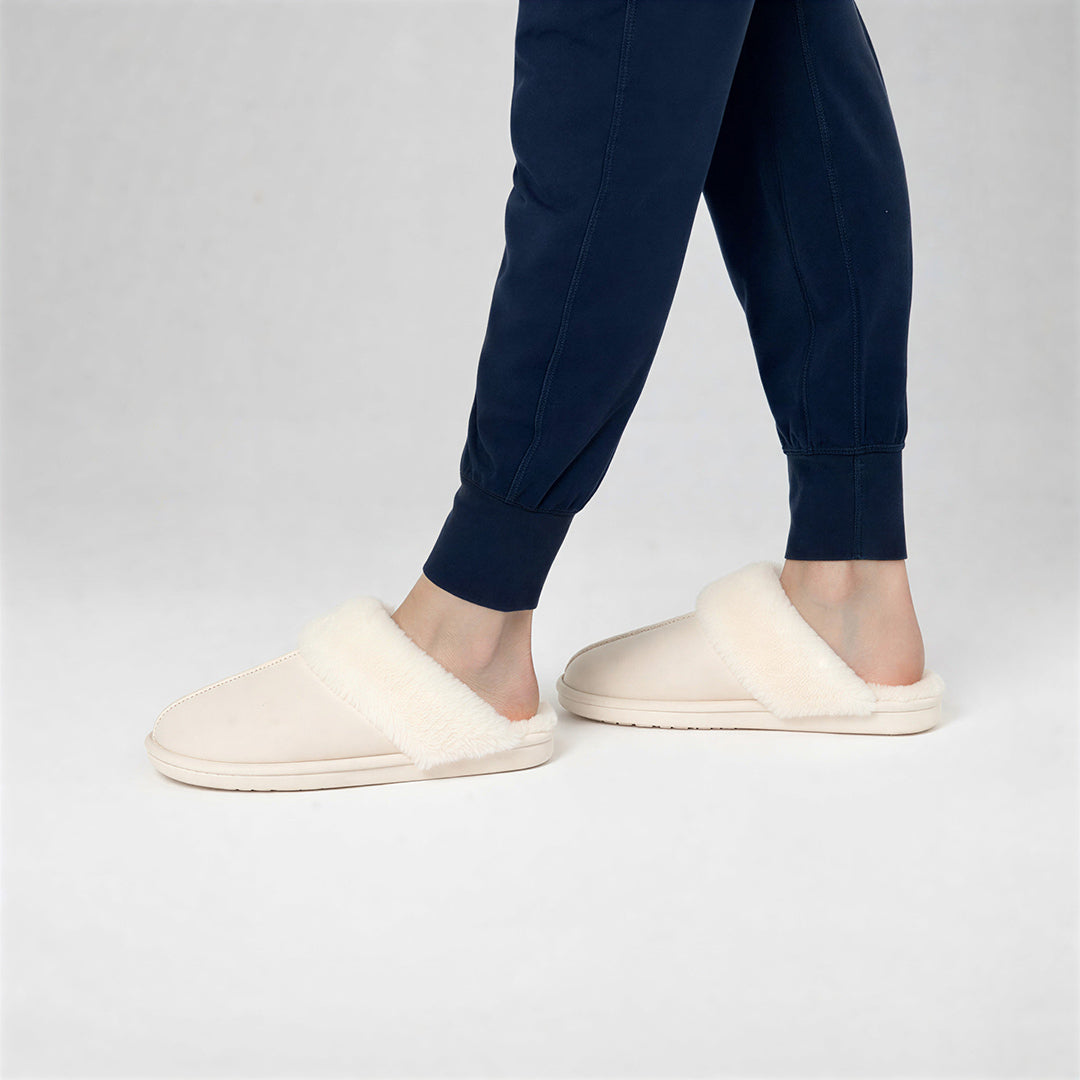 Women's Cozy House Slippers for Indoor Warmth and Everyday Comfort - Cream