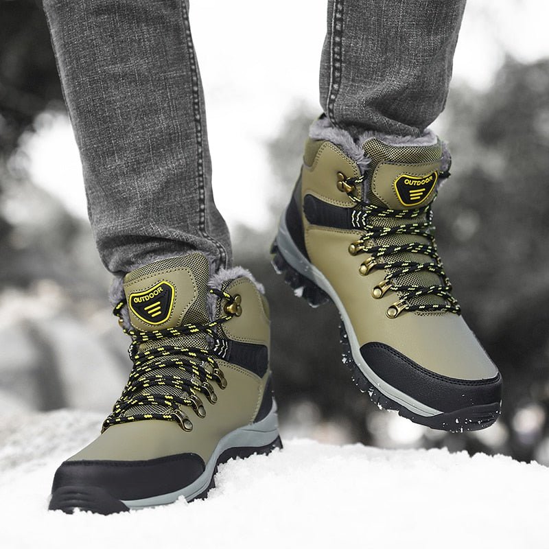 Men's Arctic Winter Boots for Cold Weather Walking and Snow Day Comfort - Green