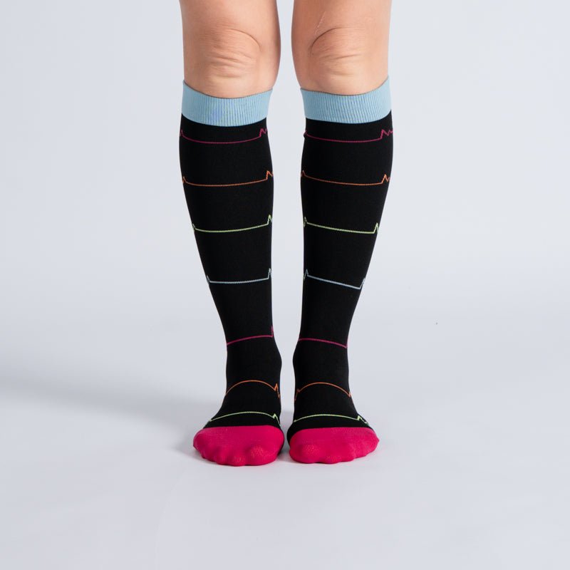 Compression Socks for Healthcare Workers and Long Shifts on Your Feet - Healthcare Worker