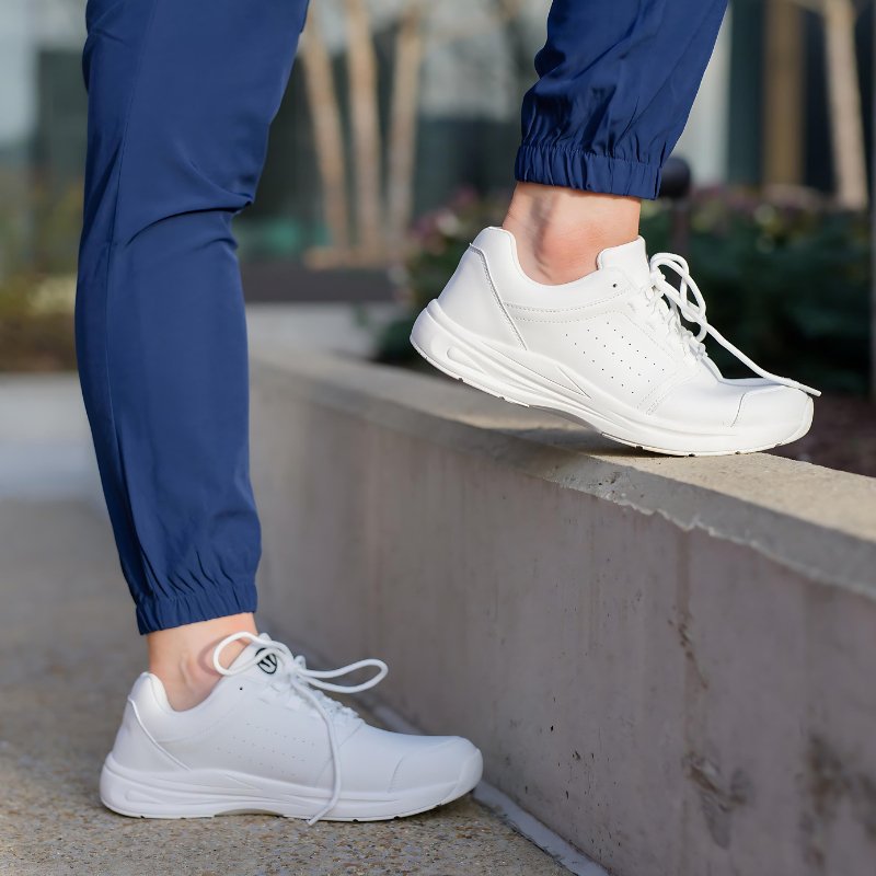 Women's Stride Cushion Walking Shoes for Everyday Comfort and Arch Support - White