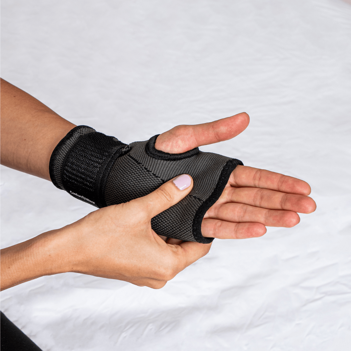 Wrist Support Brace for Everyday Recovery, Work and Training Comfort